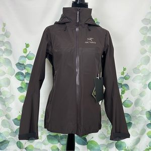 Arcteryx Beta AR jacket in brown BNWT! Women’s size small Arc’teryx